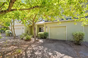 4220 NE Simpson Ct, Portland, OR 97218 - Photo 28