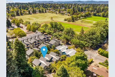 4220 NE Simpson Ct, Portland, OR 97218 - Photo 1