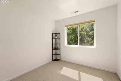 4220 NE Simpson Ct, Portland, OR 97218 - Photo 22