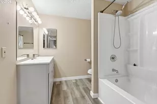 24375 E Fahie Ln, Welches, OR 97067 - Photo 32