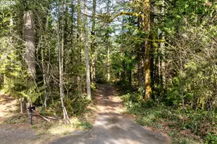 24375 E Fahie Ln, Welches, OR 97067 - Photo 38