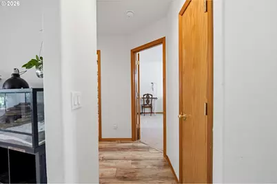 2321 SW Barbara St, McMinnville, OR 97128 - Photo 16