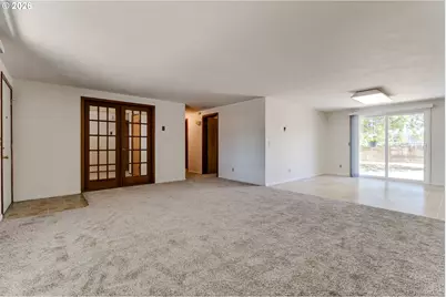 2093 Grove St, Eugene, OR 97404 - Photo 6