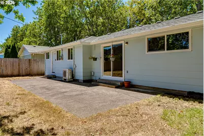 2093 Grove St, Eugene, OR 97404 - Photo 38