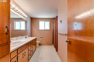 2093 Grove St, Eugene, OR 97404 - Photo 26