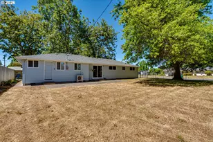 2093 Grove St, Eugene, OR 97404 - Photo 34