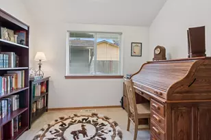 608 SE 18th Ave, Hillsboro, OR 97123 - Photo 16