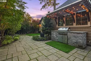 815 E Ave, Lake Oswego, OR 97034 - Photo 42