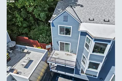 3473 SW Barbur Blvd #12, Portland, OR 97239 - Photo 2