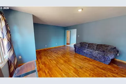 1005 Hull St, Hood River, OR 97031 - Photo 4