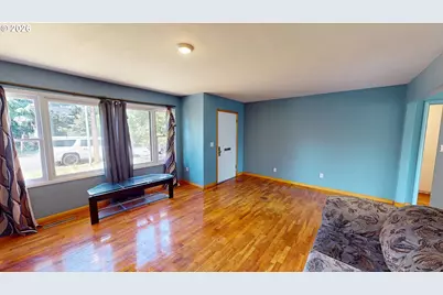 1005 Hull St, Hood River, OR 97031 - Photo 2