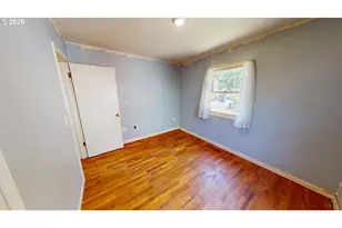 1005 Hull St, Hood River, OR 97031 - Photo 14