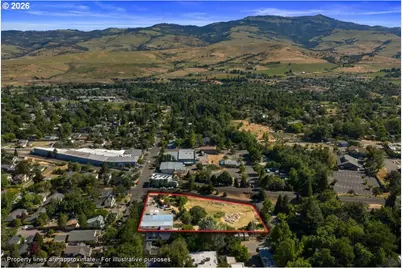 165 Water St, Ashland, OR 97520 - Photo 8