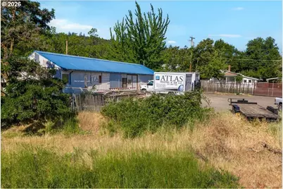 165 Water St, Ashland, OR 97520 - Photo 26