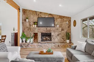 1315 SW Dorothy St, McMinnville, OR 97128 - Photo 10