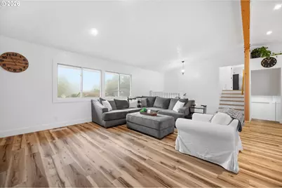 1315 SW Dorothy St, McMinnville, OR 97128 - Photo 12