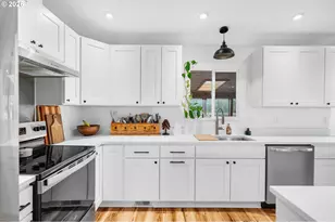 1315 SW Dorothy St, McMinnville, OR 97128 - Photo 16