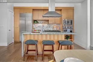 1001 NW Lovejoy St, Portland, OR 97209 - Photo 10