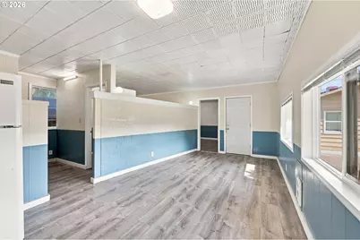 4731 NE 62nd Ave, Portland, OR 97218 - Photo 6