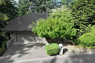 7 Juarez St, Lake Oswego, OR 97035 - Photo 2