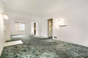 3117 SE 157th Ave, Portland, OR 97236 - Photo 8