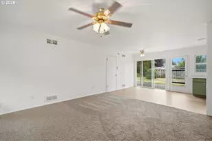 10722 NE Thompson St, Portland, OR 97220 - Photo 6