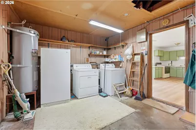 10722 NE Thompson St, Portland, OR 97220 - Photo 34