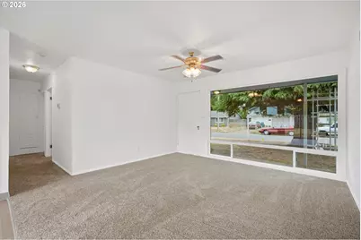 10722 NE Thompson St, Portland, OR 97220 - Photo 10