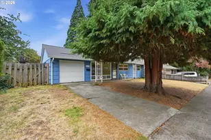 10722 NE Thompson St, Portland, OR 97220 - Photo 4