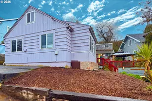 589 Rivington St, Astoria, OR 97103 - Photo 36