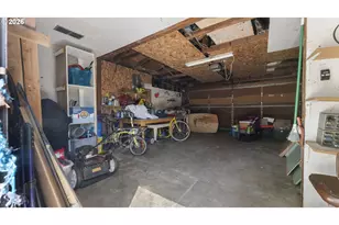 976 S 5th St, Coos Bay, OR 97420 - Photo 44