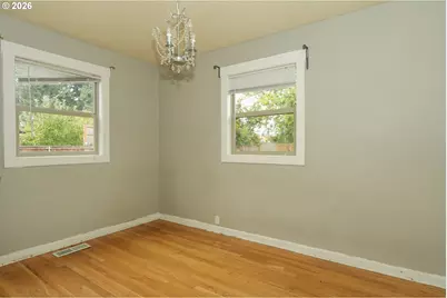 18227 NE Flanders St, Portland, OR 97230 - Photo 8