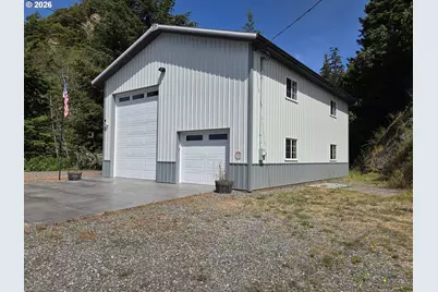 95950 N Bank Rogue River Rd, Gold Beach, OR 97444 - Photo 32