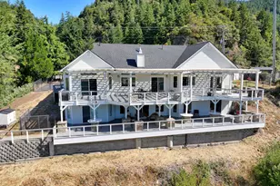 95950 N Bank Rogue River Rd, Gold Beach, OR 97444 - Photo 12