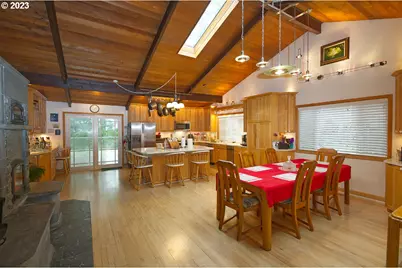 24304 NE Richards Rd, Brush Prairie, WA 98606 - Photo 10