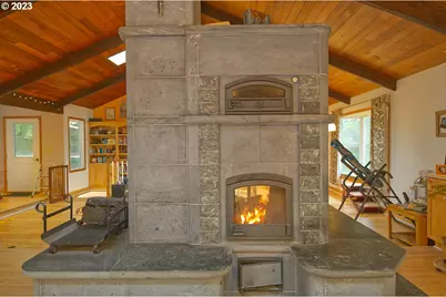 24304 NE Richards Rd, Brush Prairie, WA 98606 - Photo 16