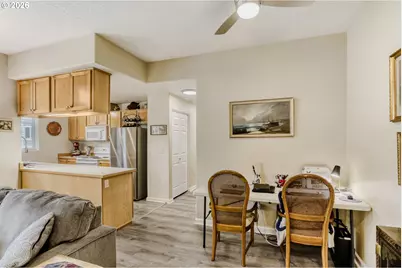 14655 SW Beard Rd #202, Beaverton, OR 97007 - Photo 16