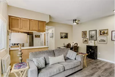 14655 SW Beard Rd #202, Beaverton, OR 97007 - Photo 4