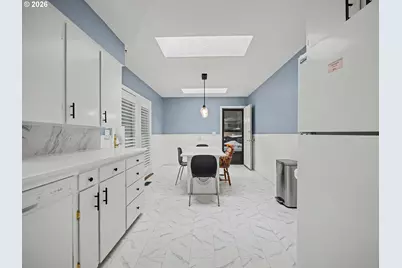 2301 NE 130th Ave, Portland, OR 97230 - Photo 14