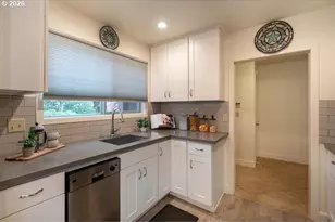 112 Oswego Summit, Lake Oswego, OR 97035 - Photo 6