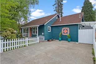 374 NE Edison St, Hillsboro, OR 97124 - Photo 2