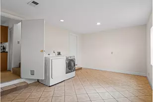 374 NE Edison St, Hillsboro, OR 97124 - Photo 14