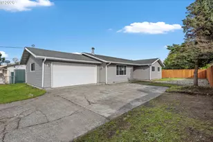865 Seagate Ave, Coos Bay, OR 97420 - Photo 1