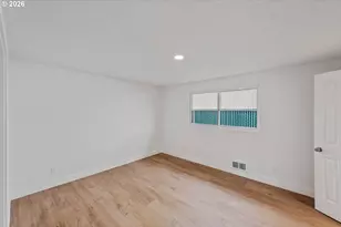 865 Seagate Ave, Coos Bay, OR 97420 - Photo 20