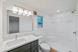 865 Seagate Ave, Coos Bay, OR 97420 - Photo 22