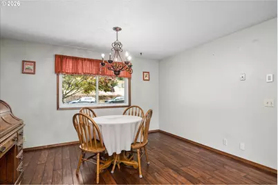 3377 W 25th Ave, Eugene, OR 97405 - Photo 12