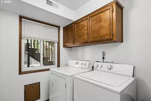 3377 W 25th Ave, Eugene, OR 97405 - Photo 26