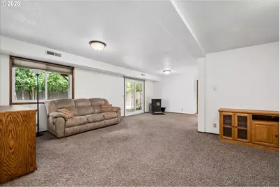 3377 W 25th Ave, Eugene, OR 97405 - Photo 16