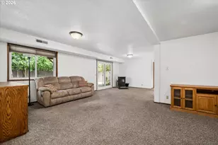3377 W 25th Ave, Eugene, OR 97405 - Photo 16