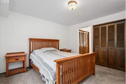3377 W 25th Ave, Eugene, OR 97405 - Photo 18